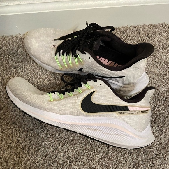 Nike Air Zoom Vomero 14 Women's Running Shoe - Picture 4 of 9